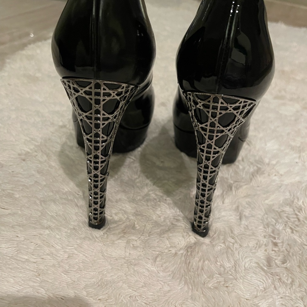 Christian Dior Cannage Black Patent Leather Peep Toe Platform With Silver Heel